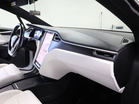 Used 2017 Tesla Model X P100D image 40
