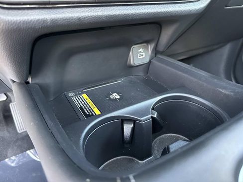 Used 2025 Honda HR-V EX-L image 33