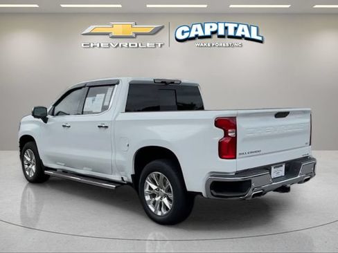 Used 2020 Chevrolet Silverado 1500 LTZ w/ LTZ Premium Package AWD/4WD image 3
