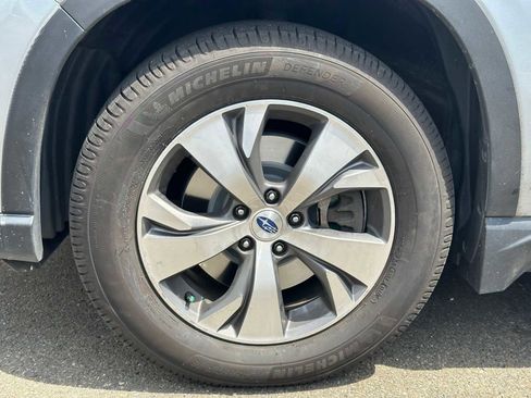 Used 2020 Subaru Ascent Premium w/ Convenience Package AWD/4WD image 4