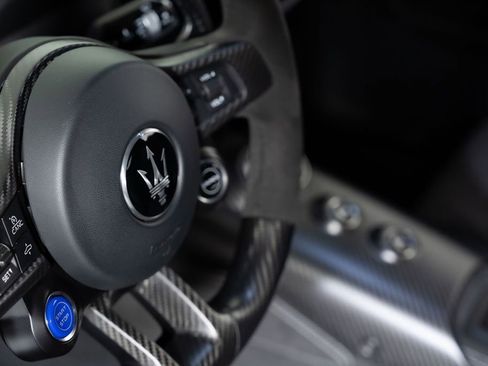 Used 2023 Maserati MC20 Coupe RWD image 21