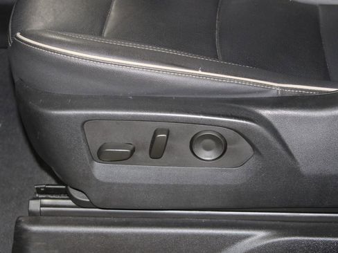 Used 2023 Chevrolet Tahoe Premier RWD image 21
