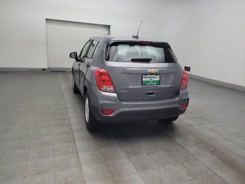 Used 2020 Chevrolet Trax LS FWD image 5