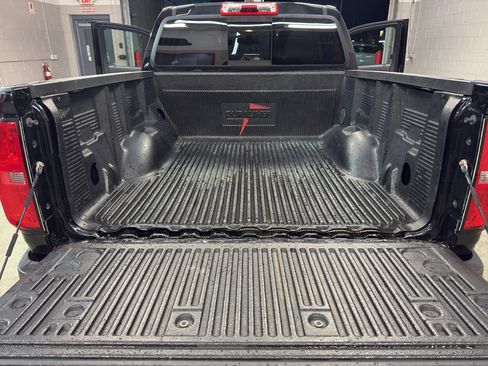 Used 2016 Chevrolet Colorado LT w/ LT Convenience Package AWD/4WD image 29