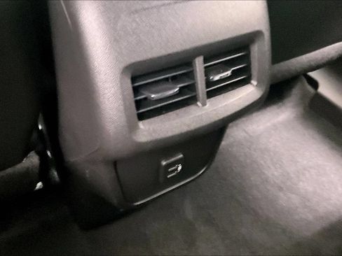 Used 2024 Chevrolet Equinox RS w/ RS Leather Package FWD image 25