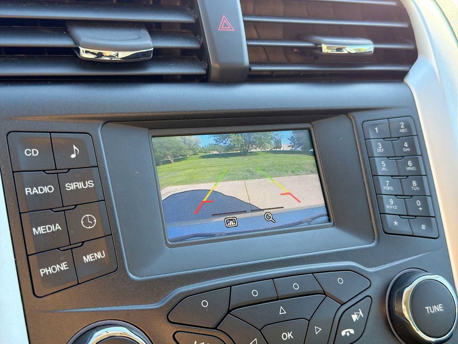 Used 2015 Ford Fusion SE FWD image 23