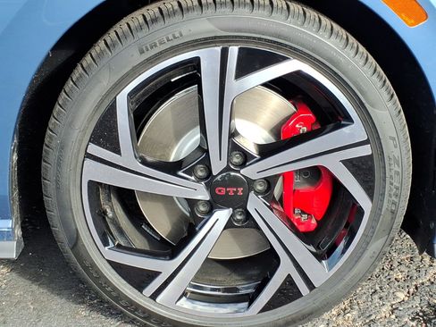 New 2026 Volkswagen GTI SE image 8