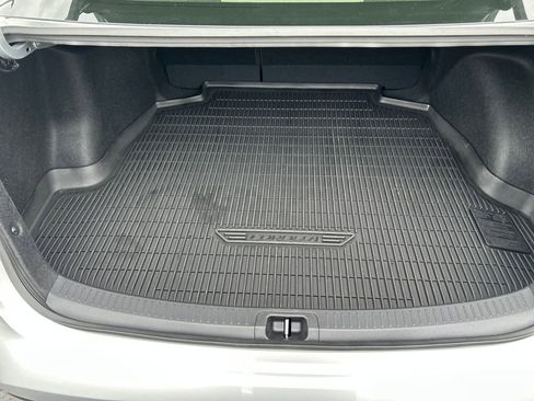 Certified 2024 Toyota Corolla LE AWD/4WD image 27