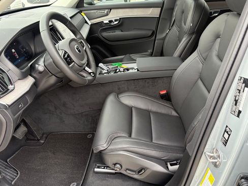 New 2026 Volvo XC90 B6 Ultra w/ Protection Package Premier image 18