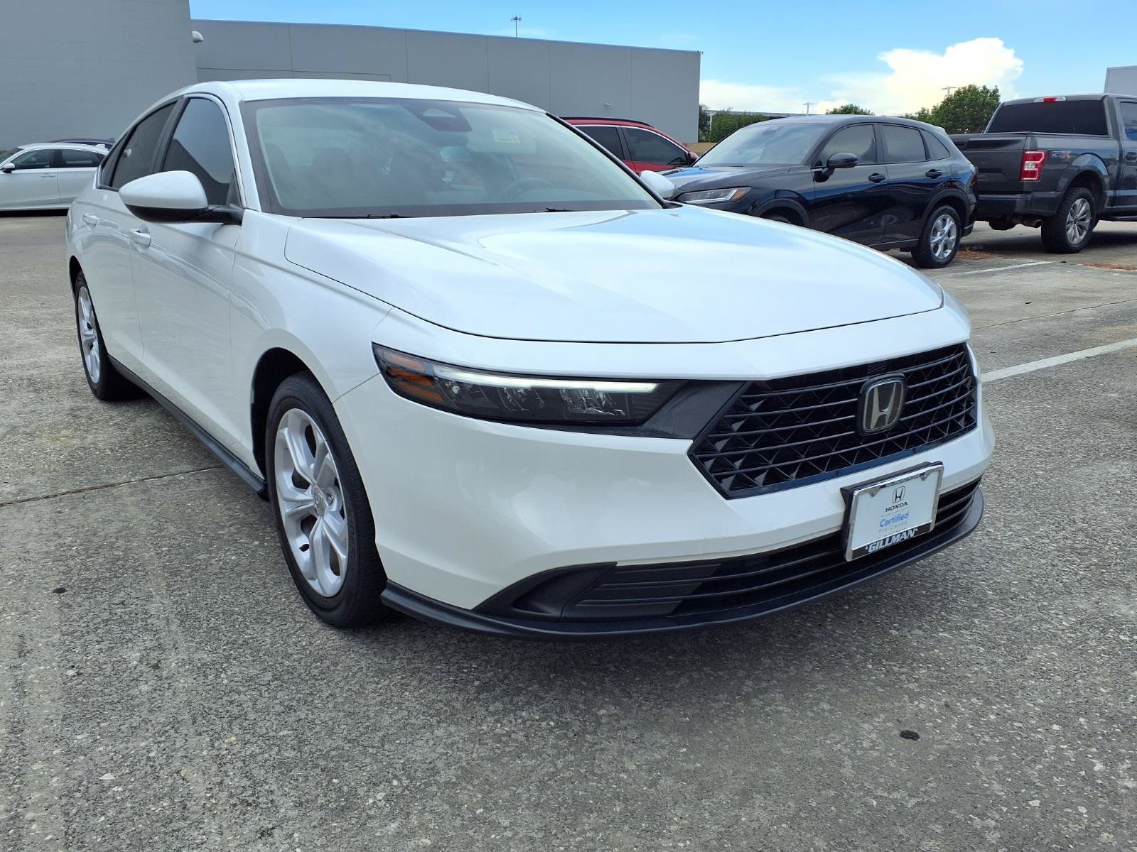 Certified 2023 Honda Accord LX image 2