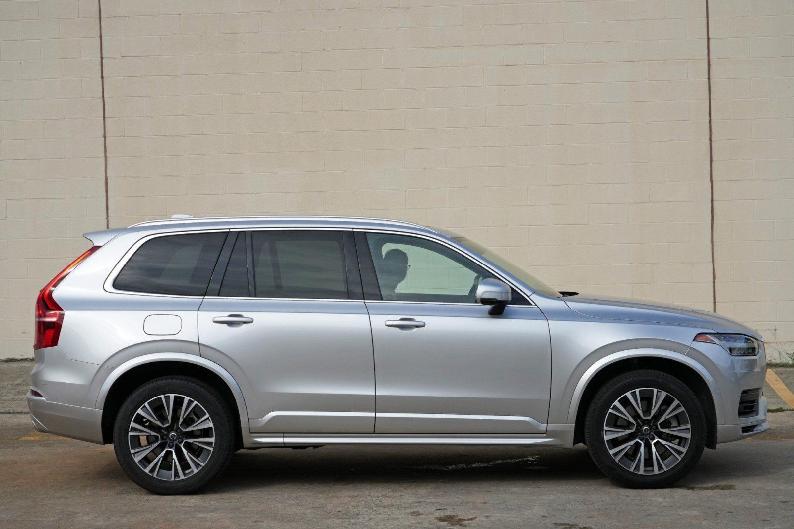 Used 2020 Volvo XC90 T8 Momentum w/ Protection Package Premier AWD/4WD image 51
