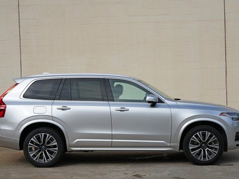 Used 2020 Volvo XC90 T8 Momentum w/ Protection Package Premier AWD/4WD image 51