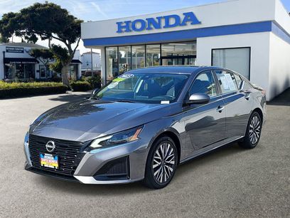 Used 2023 Nissan Altima 2.5 SV