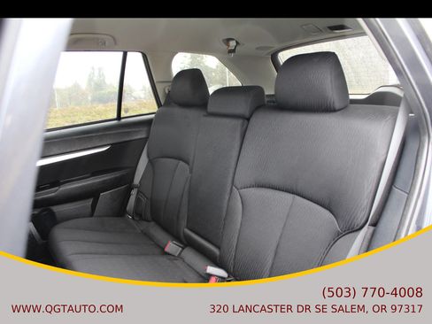 Used 2010 Subaru Outback 2.5i Premium AWD/4WD image 15