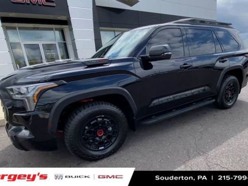 Used 2024 Toyota Sequoia TRD Pro AWD/4WD image 5