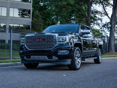 Used 2016 GMC Sierra 1500 Denali AWD/4WD image 2