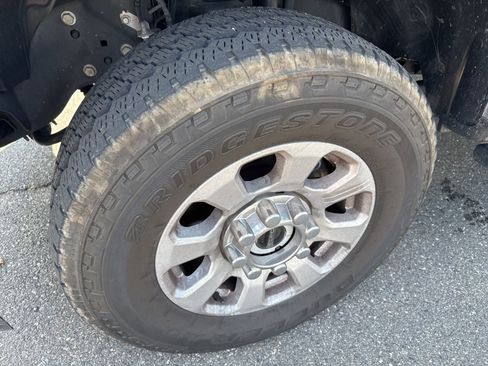 Used 2024 Ford F350 XLT AWD/4WD image 13