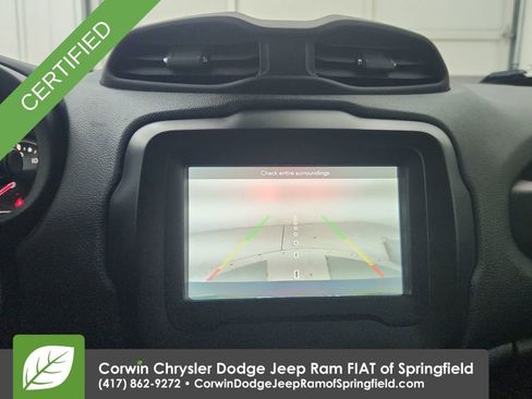 Used 2019 Jeep Renegade Altitude w/ Quick Order Package 2XM FWD image 24