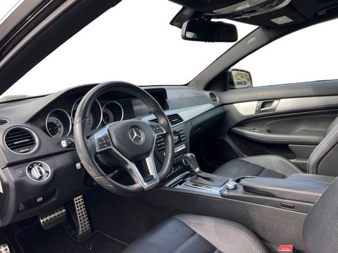 Used 2013 Mercedes-Benz C 250 Coupe image 9