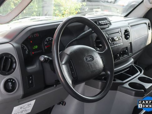 Used 2018 Ford E-350 and Econoline 350 Super Duty image 18