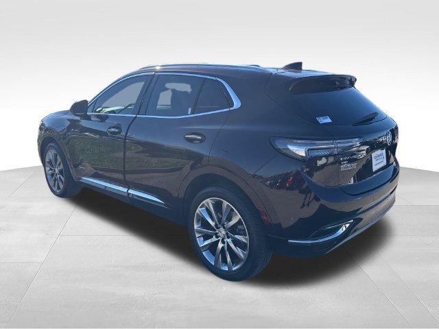 Used 2021 Buick Envision Avenir w/ Technology Package II AWD/4WD image 3