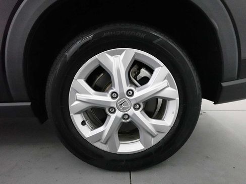 Certified 2024 Honda HR-V LX image 9