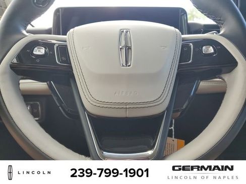 New 2025 Lincoln Aviator 2WD w/ Equipment Group 101A image 23
