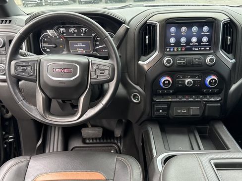 Used 2022 GMC Sierra 1500 AT4 w/ AT4 Premium Package AWD/4WD image 7