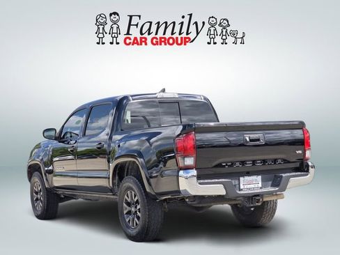 Used 2021 Toyota Tacoma SR5 image 3