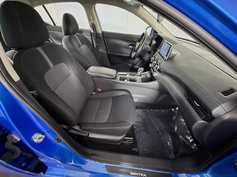 Used 2022 Nissan Sentra SV w/ Trunk Package image 29