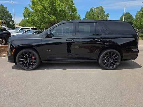 Certified 2025 Cadillac Escalade V w/ LPO, ONYX Package AWD/4WD image 3