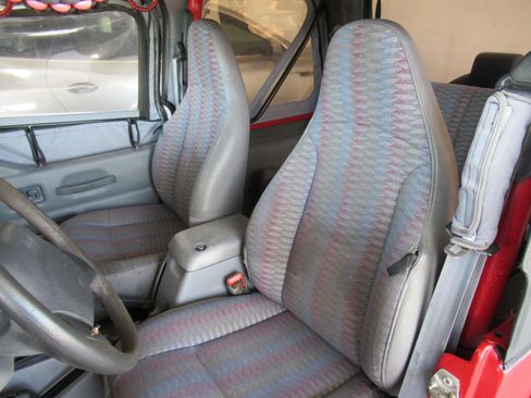Used 1998 Jeep Wrangler SE AWD/4WD image 18