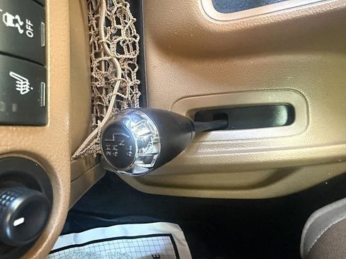 Used 2017 Jeep Wrangler Sahara w/ Connectivity Group image 16