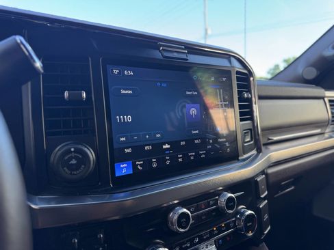 Used 2025 Ford F350 King Ranch AWD/4WD image 36