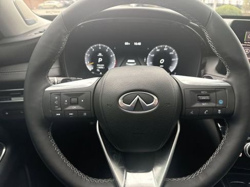 Used 2024 INFINITI QX60 Sensory image 13