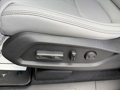 Used 2023 Honda Pilot EX-L image 14