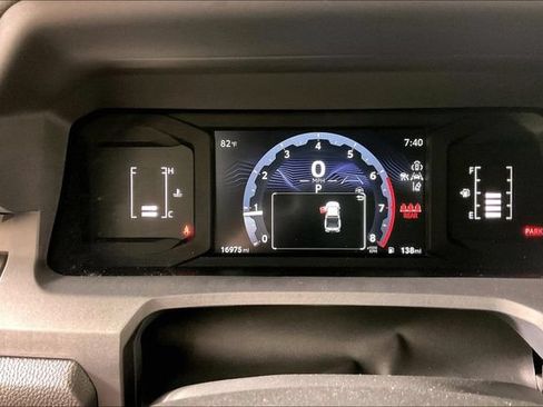 Used 2025 Toyota Tacoma SR5 AWD/4WD image 13
