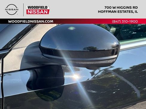 Certified 2023 Nissan Sentra SR w/ SR Premium Package FWD image 9