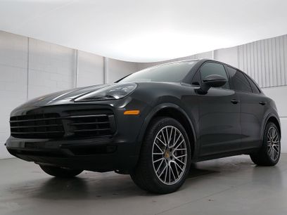 Used 2023 Porsche Cayenne Platinum Edition w/ Premium Package Plus