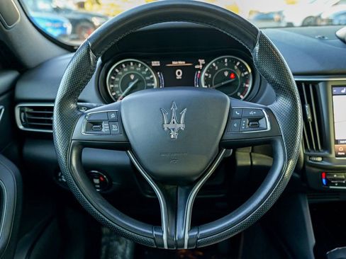 Used 2022 Maserati Levante GT image 39