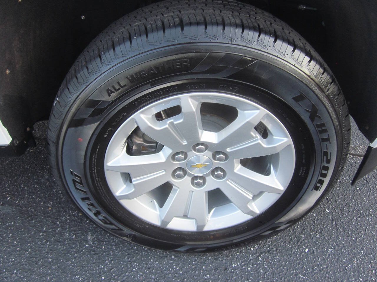 Used 2022 Chevrolet Colorado LT RWD image 17