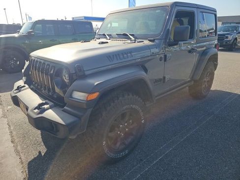 Used 2020 Jeep Wrangler Sport AWD/4WD image 3