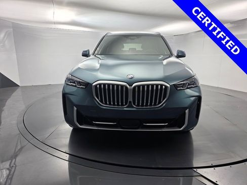 Certified 2024 BMW X5 xDrive40i w/ Premium Package image 2