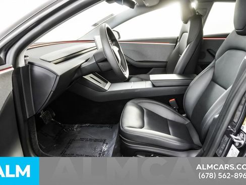 Used 2025 Tesla Model 3 Long Range image 17