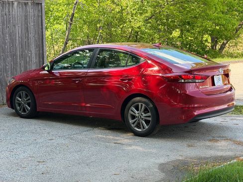 Used 2017 Hyundai Elantra SE FWD image 7