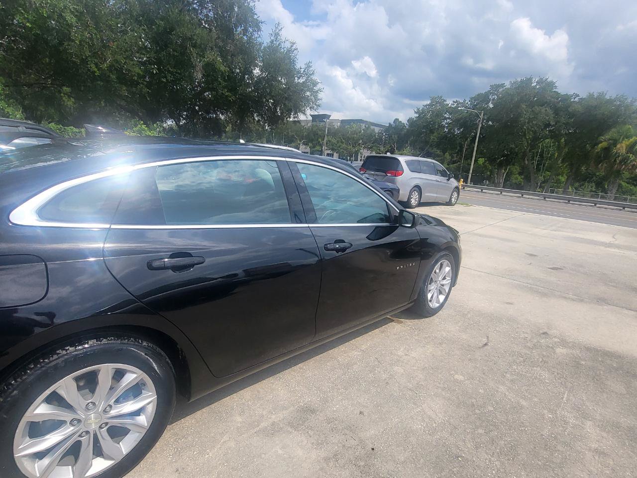 Used 2019 Chevrolet Malibu LT FWD image 19