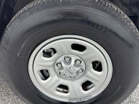 Used 2017 Nissan Frontier S RWD image 16