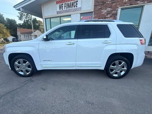 Used 2015 GMC Terrain Denali w/ Cargo Package AWD/4WD image 8