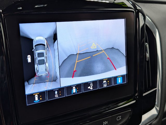 Certified 2023 Chevrolet Traverse High Country AWD/4WD image 27