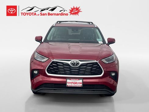 New 2026 Toyota Highlander XLE image 8